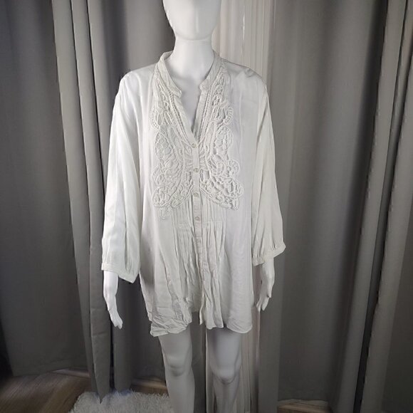 Spense Tops - Spense  Woman 100% Viscose White Button-Up Long Sleeve Top. Size 1X